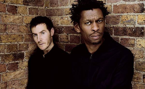 Massive Attack; Blue lines delakoaren 21garren urtemugak zerbait berezia merezi du