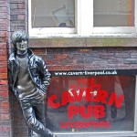 414px-Lennon_Statue,_Liverpool