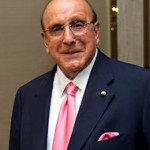 12artsbeat-clive-articleInline