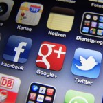 DE-AJ822_apps13_E_20121113110642