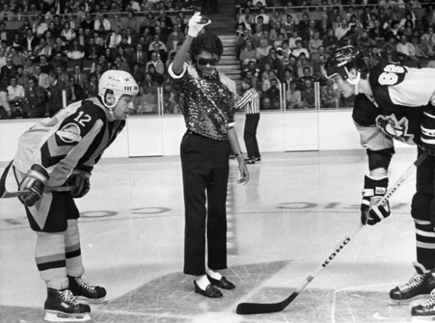 Michael Jackson drops the puck for Vancouver Canucks vs. Pittsburgh