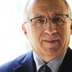 P1-AO811_Azoff__G_20090220175139