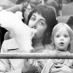Paul-McCartney-and-Stella-McCartney-at-the-Barnum-Bailey-Circus-at-Madison-Square-Garden-1974
