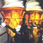 The KLF dressed as ice cream cones with Tammy Wynette