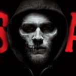 charlie-hunnam-sons-of-anarchy-2014-billboard-650×430