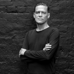 Bryan-Adams-PublicityPhoto_