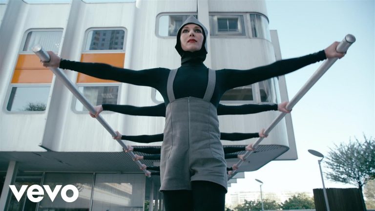 New Chemical Brothers Music Video ‘Go’ Directed by Michel Gondry