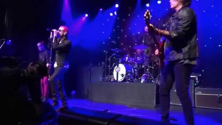 Watch Stone Temple Pilots Eject A Guy Shouting “You’re Not Scott”