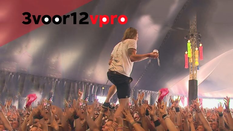 Crowdsurfing Singer Catches, Drinks Cup Of Beer Thrown From Crowd, Becomes The Greatest Man On The Planet