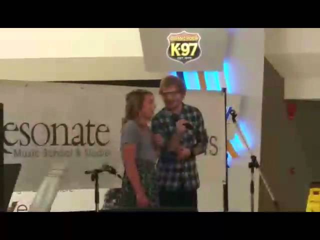 Ed Sheeran surprises fan in West Edmonton Mall singing ‘Thinking Out Loud’