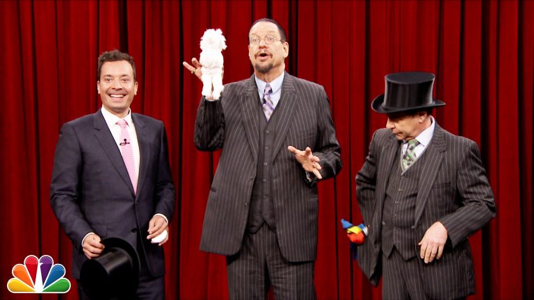 Penn and Teller Shows How To Pull A Rabbit From A Hat