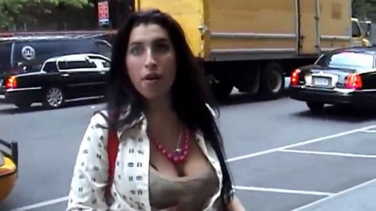 Deleted Clip From Amy Doc: Amy Winehouse pretends to be a Russian tourist in New York