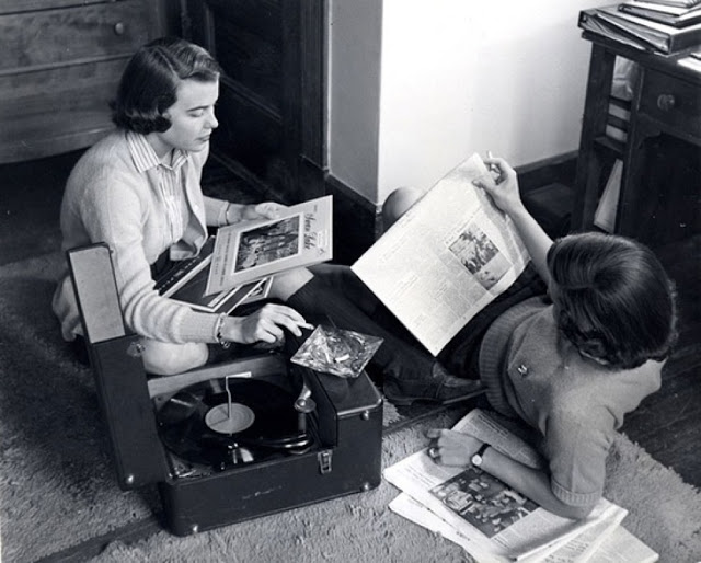 Teenage record party, 1950s-60s (8)