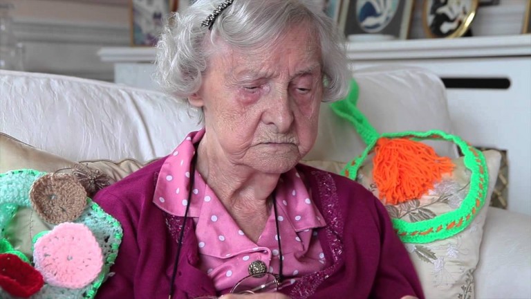 104-year-old woman yarn bombs her town