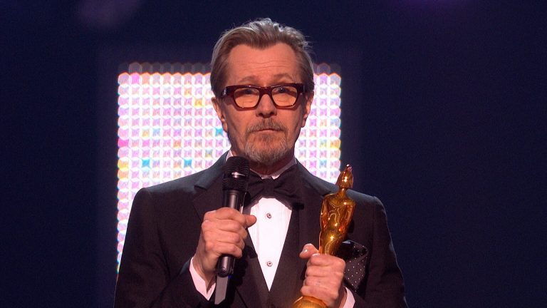 Read Annie Lennox And Gary Oldman’s David Bowie Tribute Speeches From The Brit Awards 2016
