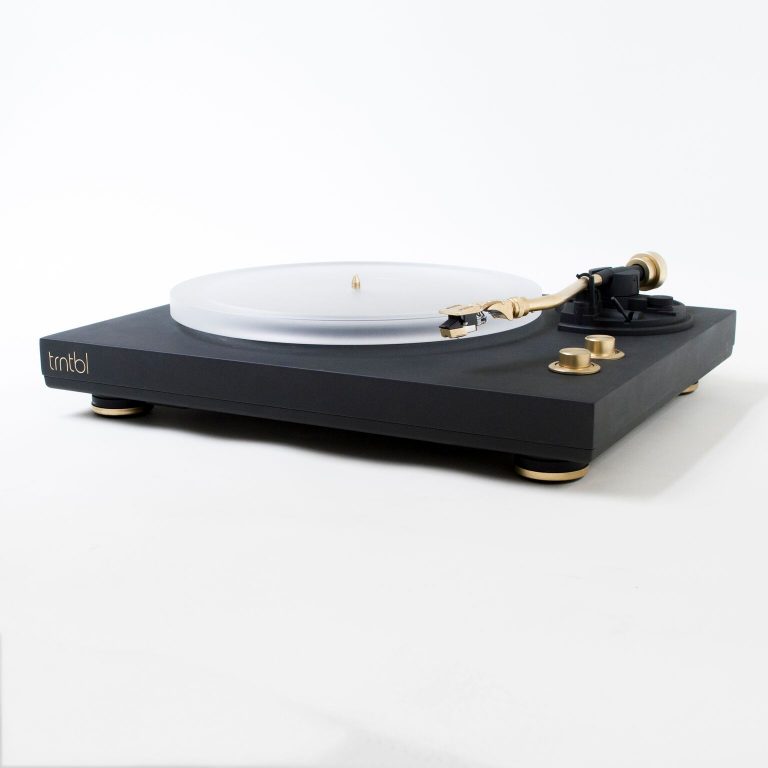 Turntable Plays Vinyl, And Shares What You’re Spinning On Social Media