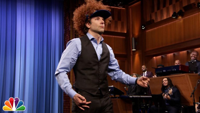 Video: Bradley Cooper does an impressive air guitar