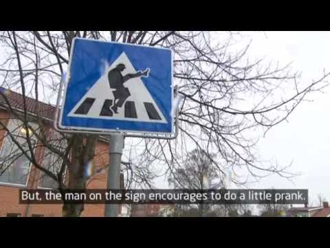 Watch People Obey Silly Walk Sign
