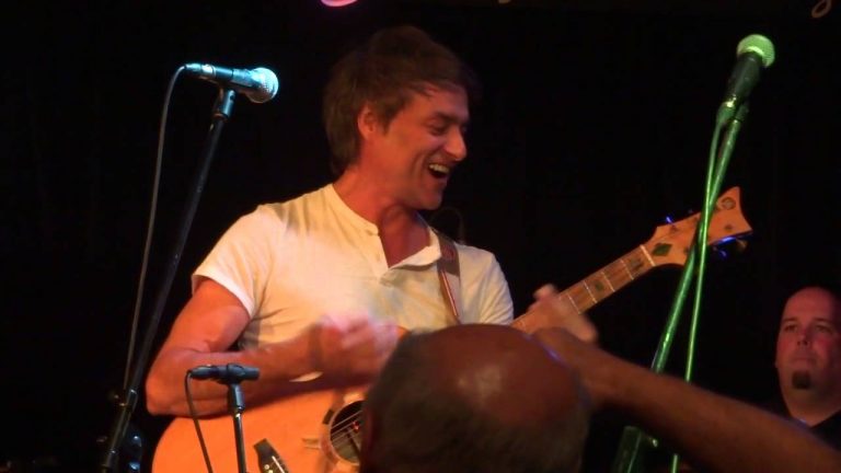 Gord Deppe of The Spoons and Bill Wood announce acoustic show in Oakville