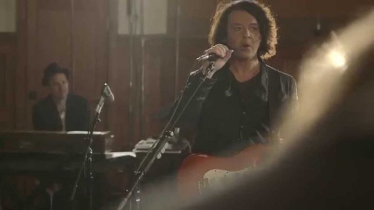 Tears For Fears Celebrates “Songs From The Big Chair” With Spotify Performance