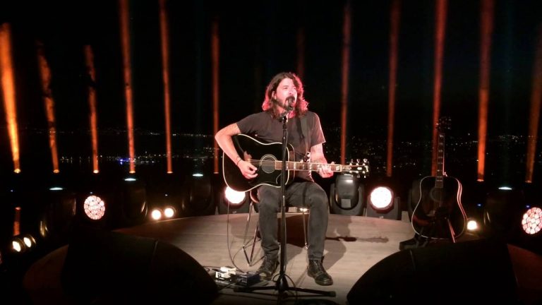 Dave Grohl Tells A Hilarious Story About Meeting Paul McCartney and Taylor Swift