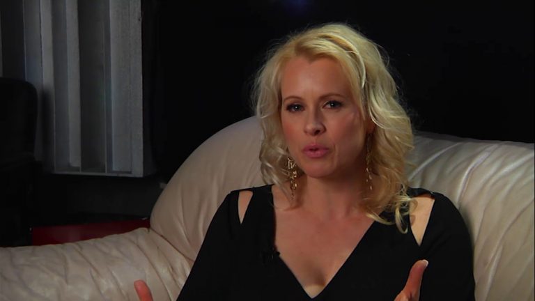 Johanna Sillanpaa Releases “From This Side” Album Teaser Video