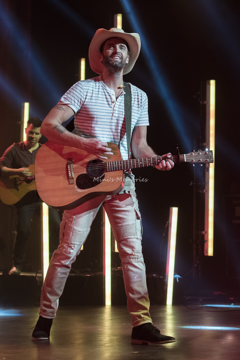 Photos: Dean Brody with High Valley and James Barker Band at Hamilton's FirstOntario Concert ...