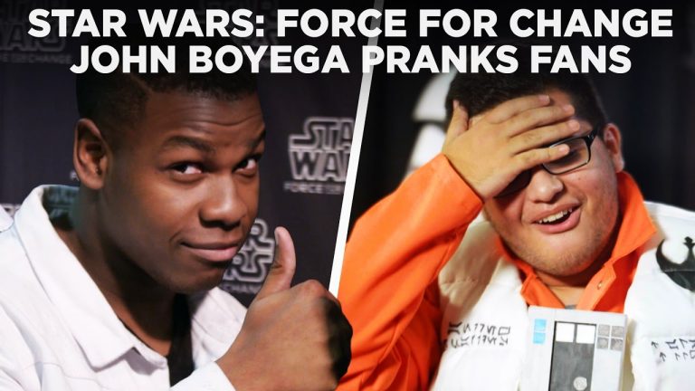 John Boyega Pranks Star Wars Fans with Surprise Photobomb