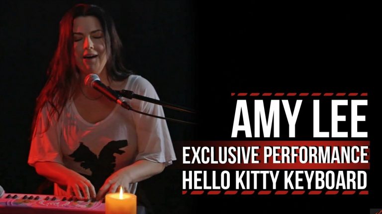 Evanescence’s Amy Lee Performs Using a Hello Kitty Keyboard