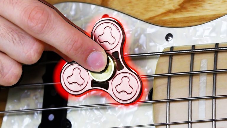 Using The Fidget Spinner On A Bass Guitar