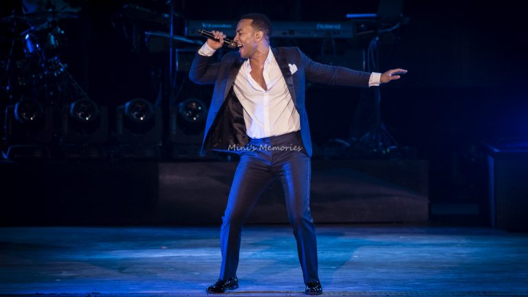 Photo Gallery: John Legend with Gallant at Toronto’s Budweiser Stage