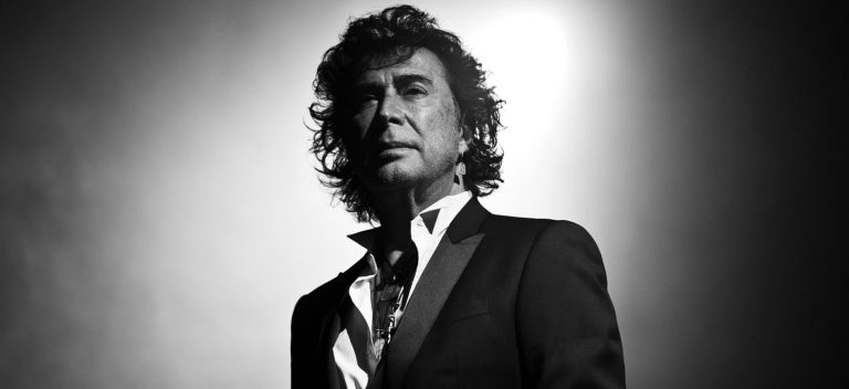 Bryan Adams, Andy Kim, Hedley To Receive SOCAN Awards