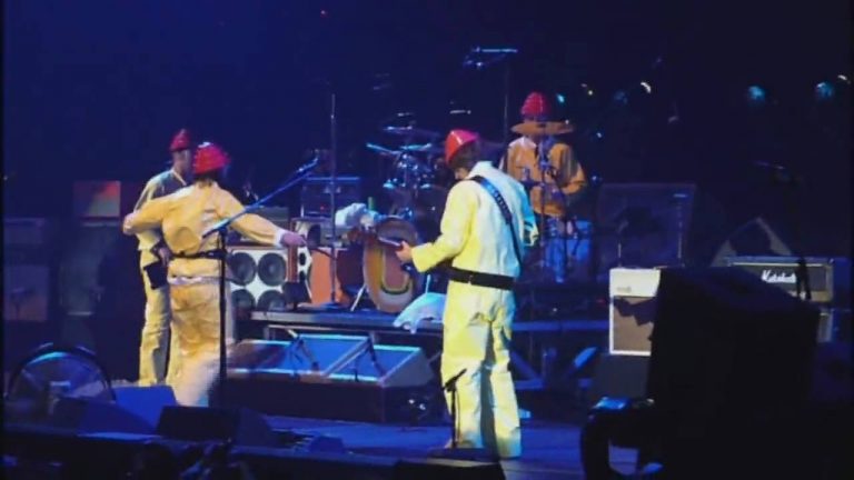 That Time Pearl Jam Dressed Up As Devo And Performed “Whip It”