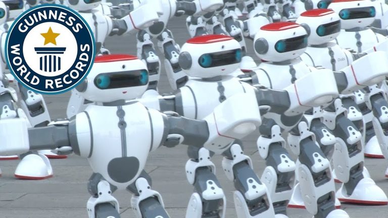 Watch More Than 1,000 Robots Dance To Break A World’s Record