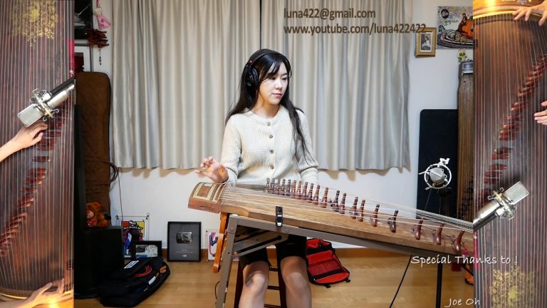 Luna Lee Performs The Doors’ “Riders On The Storm” On The Gayegeum