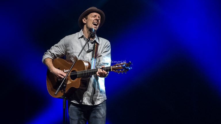 Photo Gallery: Jason Mraz at Fallsview Casino in Niagara Falls