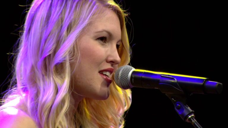 Glen Campbell’s Daughter, Ashley, Has Just Launched Her Solo Career