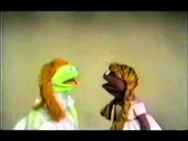 Watch Sesame Street Characters Debut The Classic Song ‘MANAMANA’ In 1969