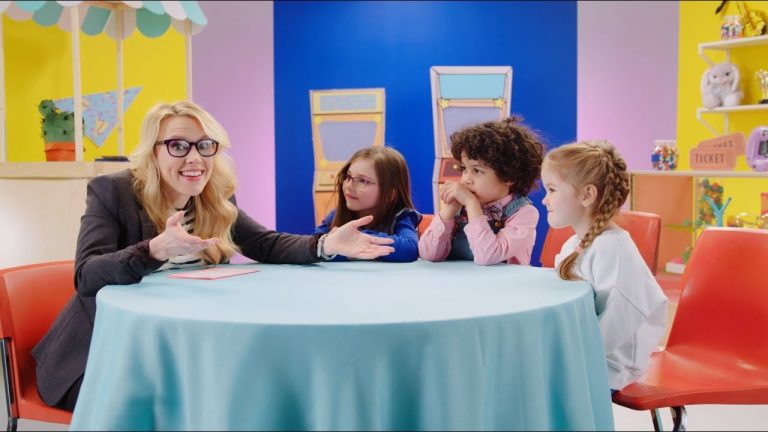 SNL’s Kate McKinnon and Beth Kobliner talk money with kids