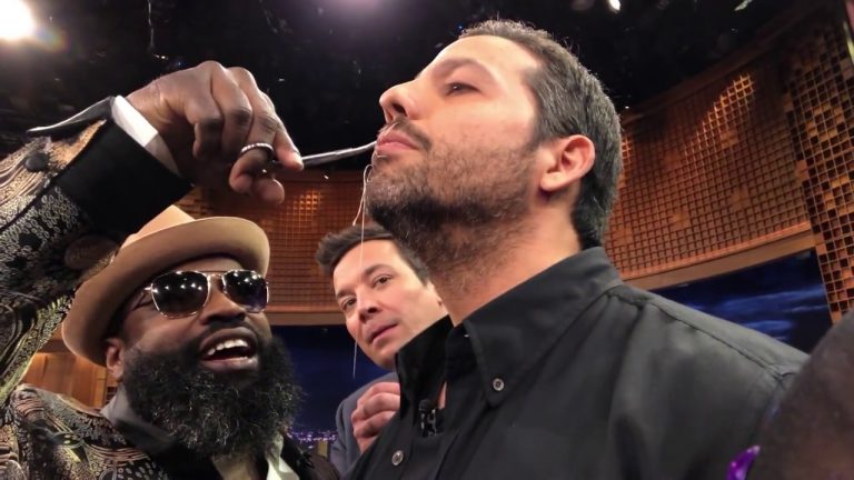 David Blaine Sews His Mouth Shut in Insane Trick