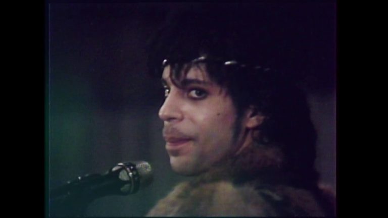 Watch Prince Rehearse The Revolution For “Nothing Compares 2 U” Back In 1984