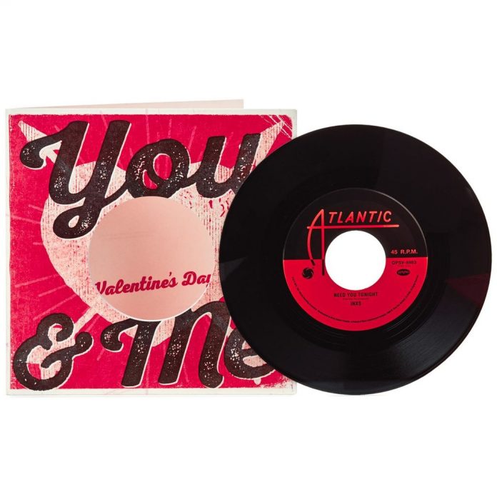 Romantic-Valentines-Day-Card-With-Vinyl-Record-root-1299VEZ2006_VEZ2006_1470_1.jpg_Source_Image