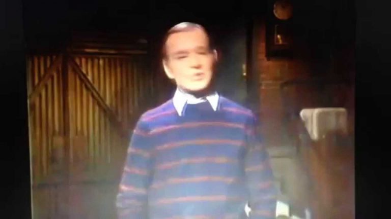 Watch Saturday Night Live’s Brian Doyle-Murray tribute to John Belushi in 1982