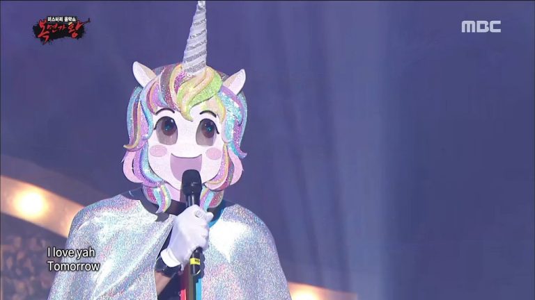 Ryan Reynolds Sings ‘Tomorrow’ from ‘Annie’ on Korean TV