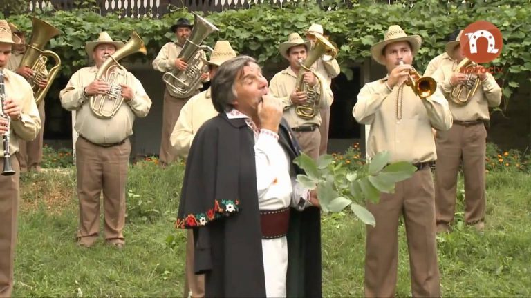 A Band With A Leader Who Plays…The Leaf