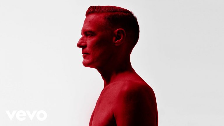 Bryan Adams‘ new single had a little help from one of his friends – British pop star Ed Sheeran.