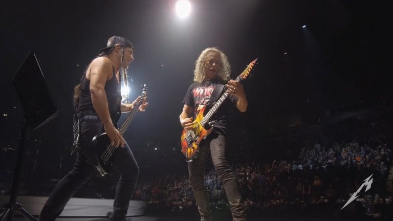 Metallica Plays Prince