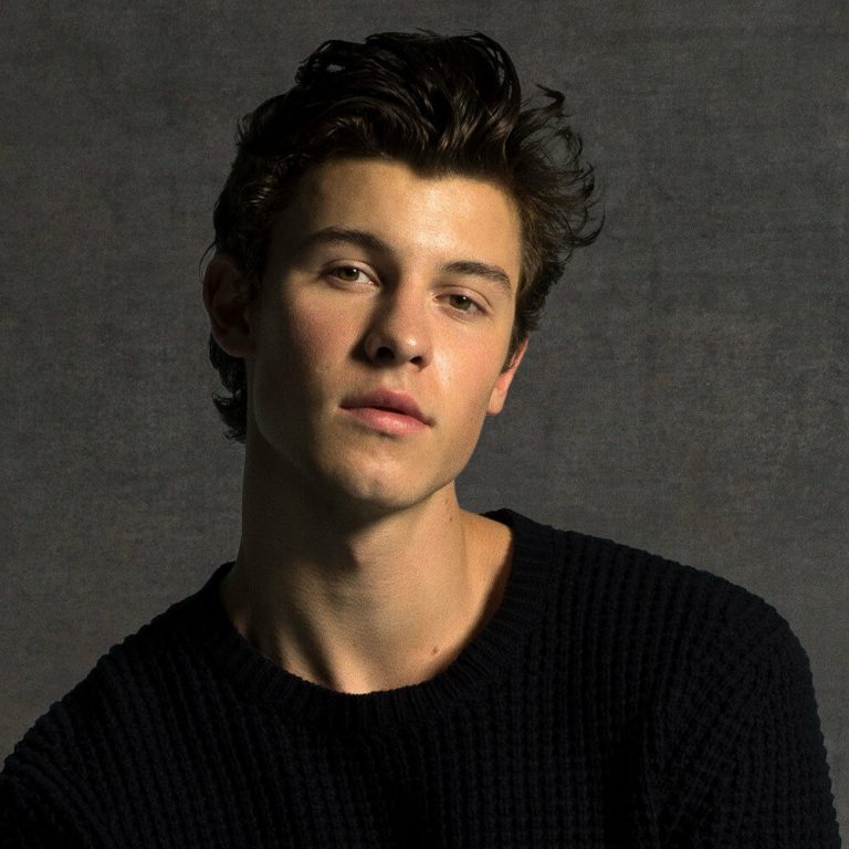 eBay offering Canadians the chance to bid on tickets to Grammy Awards