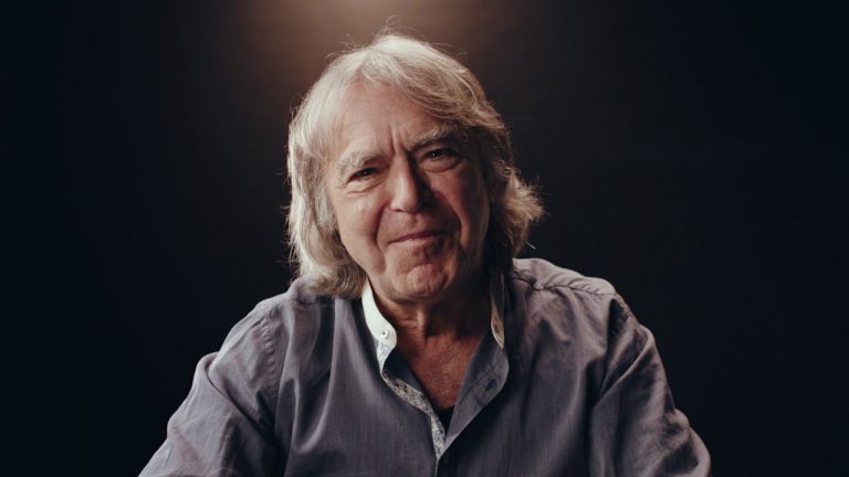 The 15-Year-Old Photographer Who Photographed John Lennon & Yoko Ono’s Bed-In For Peace