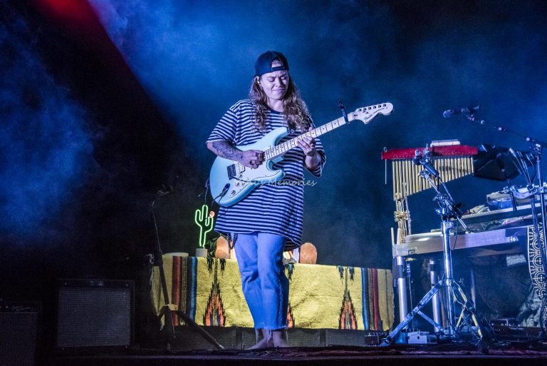 Photo Gallery: Tash Sultana with the Pierce Brothers at Toronto’s RBC Echo Beach